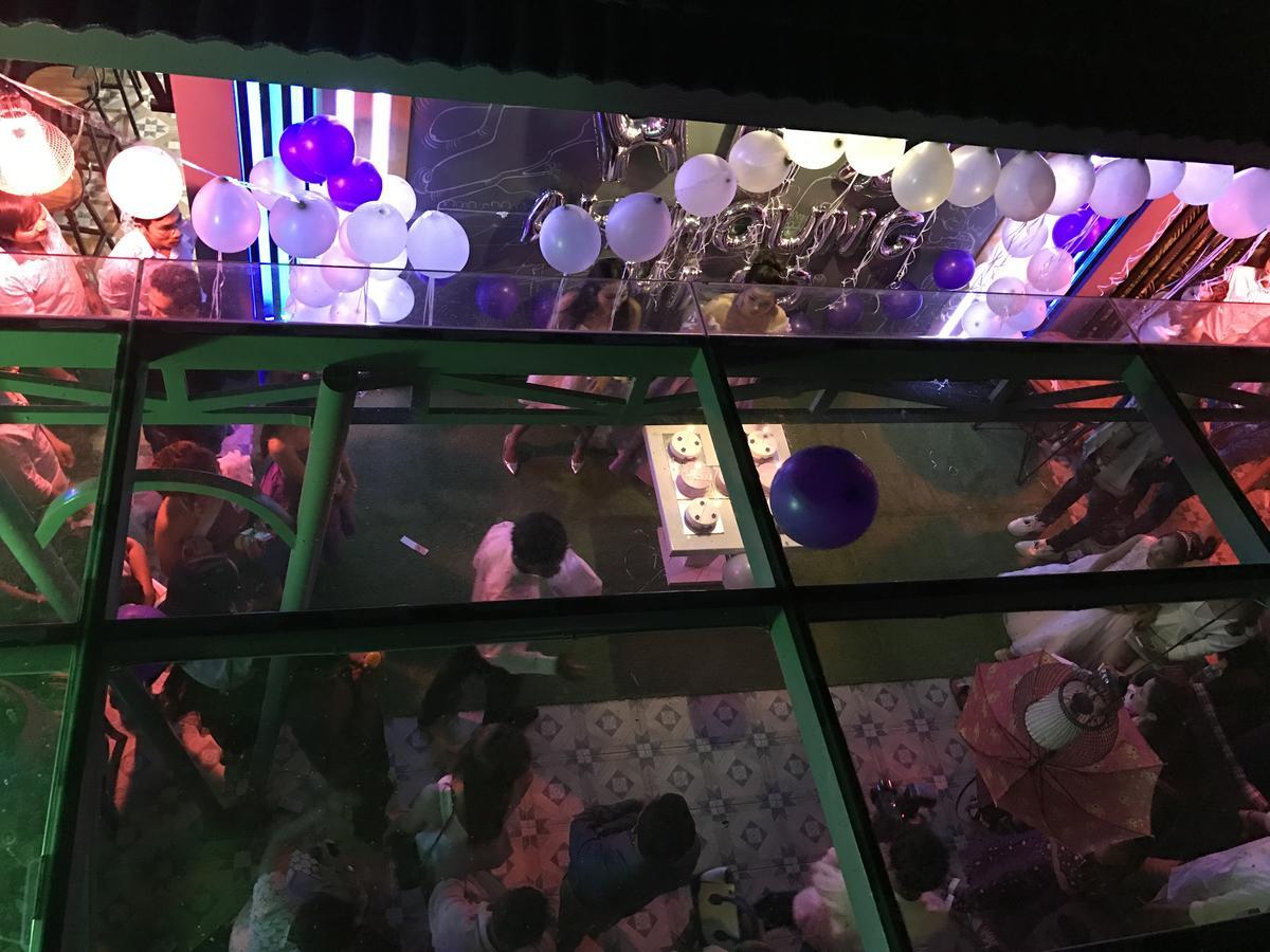 Jasmine Hotel& Sky Bar Баттамбанг Екстер'єр фото