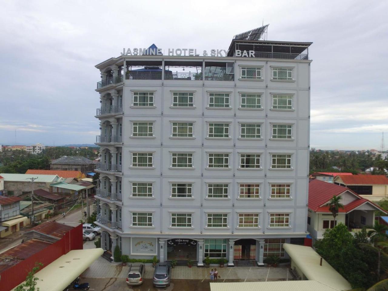 Jasmine Hotel& Sky Bar Баттамбанг Екстер'єр фото